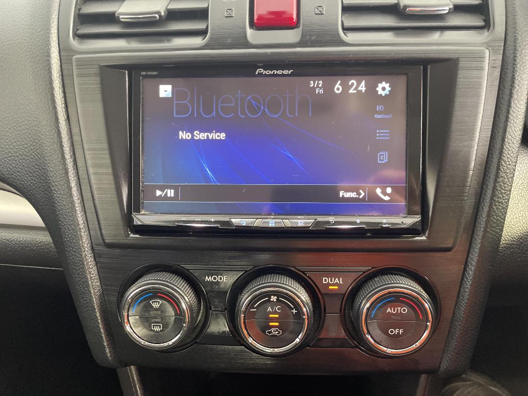 Photo '24' of Subaru Impreza Photo '24' of Subaru Impreza