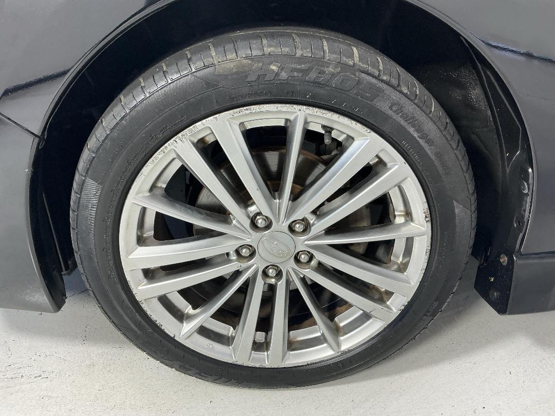 Photo '10' of Subaru Impreza