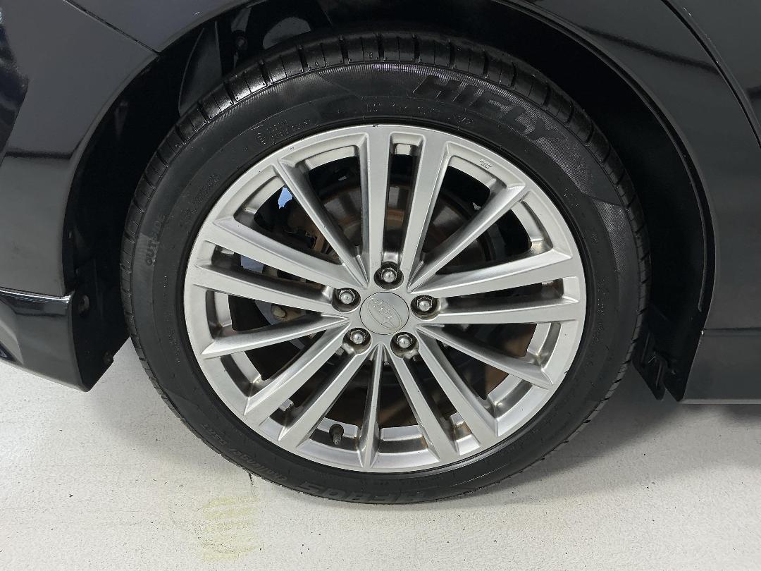 Photo '12' of Subaru Impreza