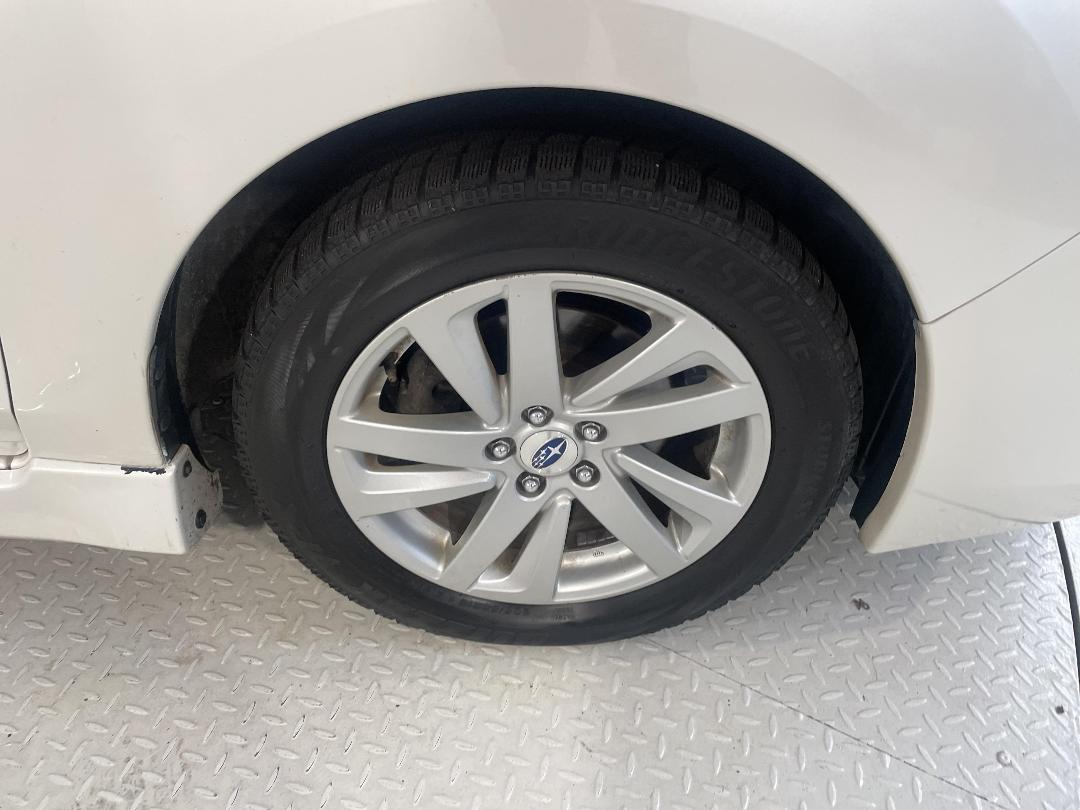 Photo '9' of Subaru Impreza Photo '9' of Subaru Impreza