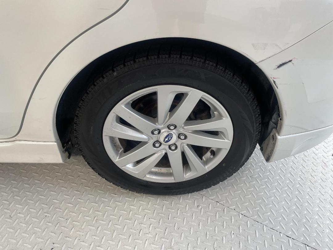 Photo '11' of Subaru Impreza Photo '11' of Subaru Impreza