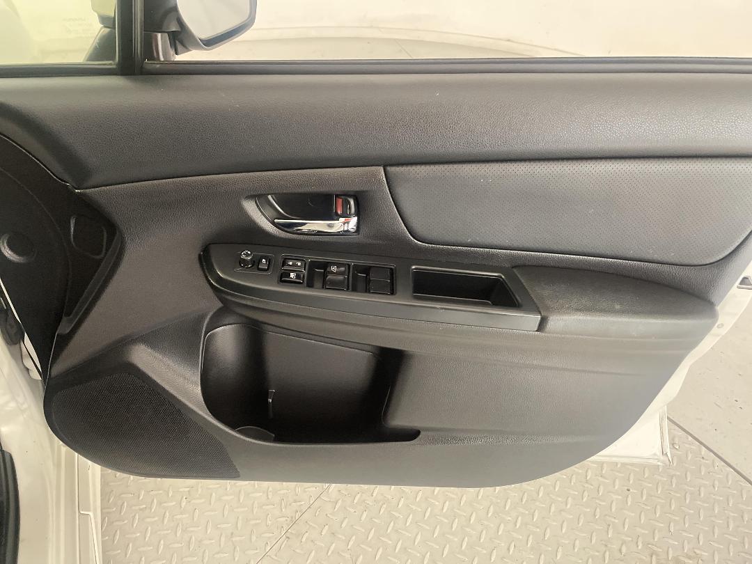 Photo '15' of Subaru Impreza Photo '15' of Subaru Impreza