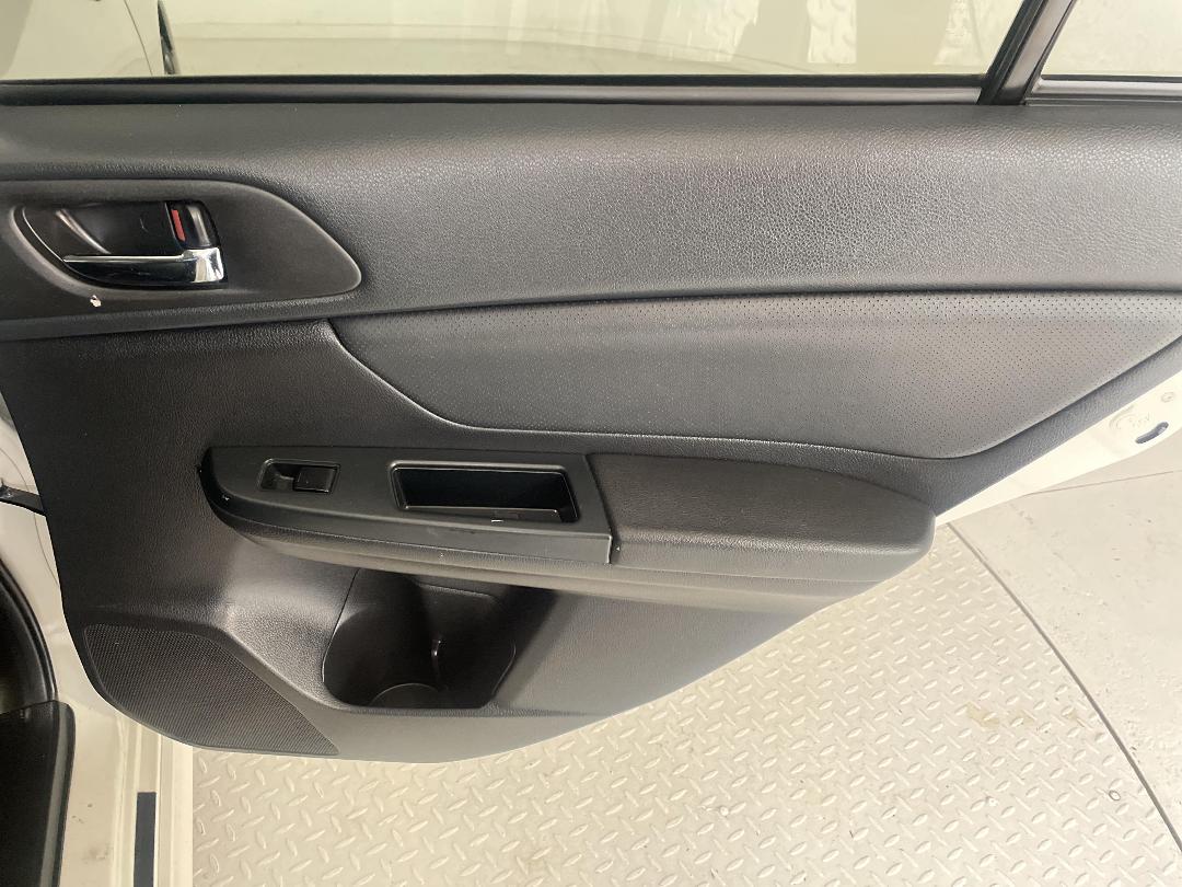 Photo '19' of Subaru Impreza Photo '19' of Subaru Impreza