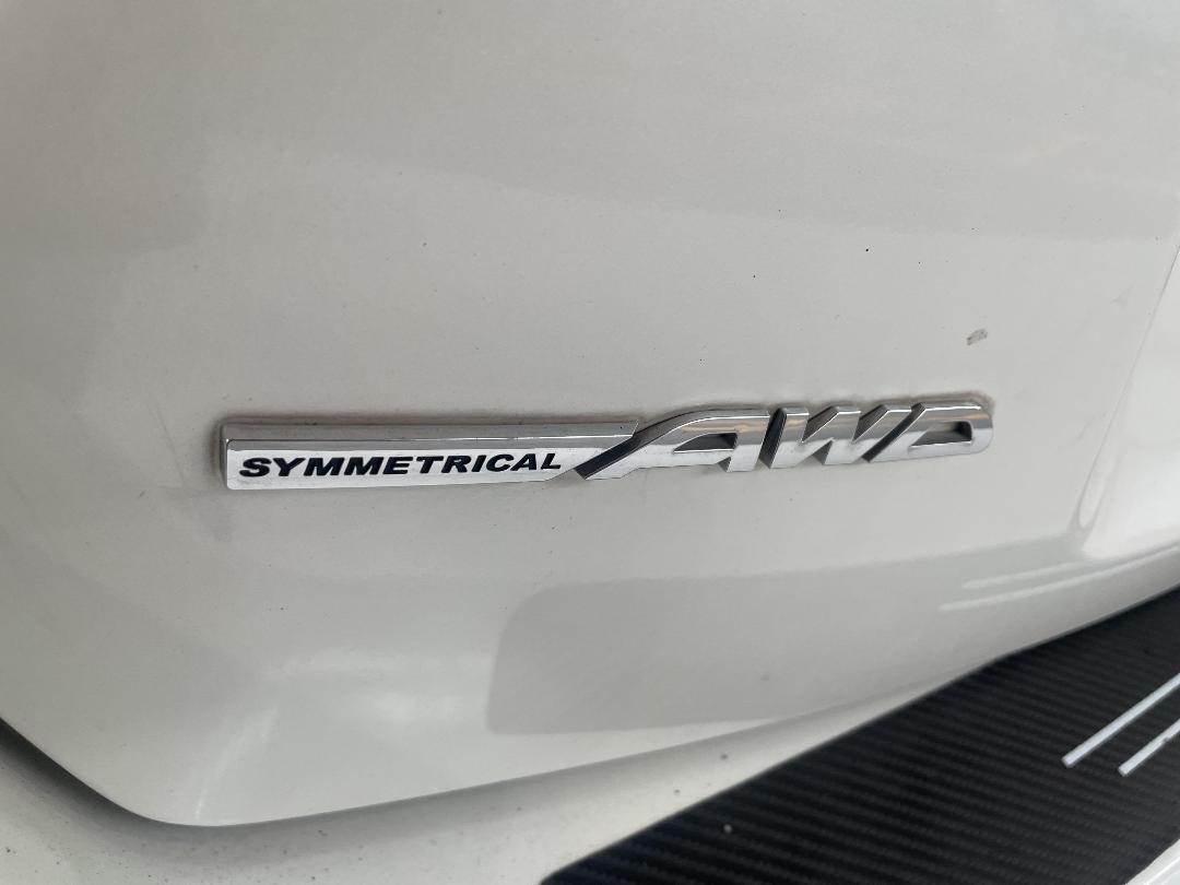 Photo '37' of Subaru Impreza Photo '37' of Subaru Impreza