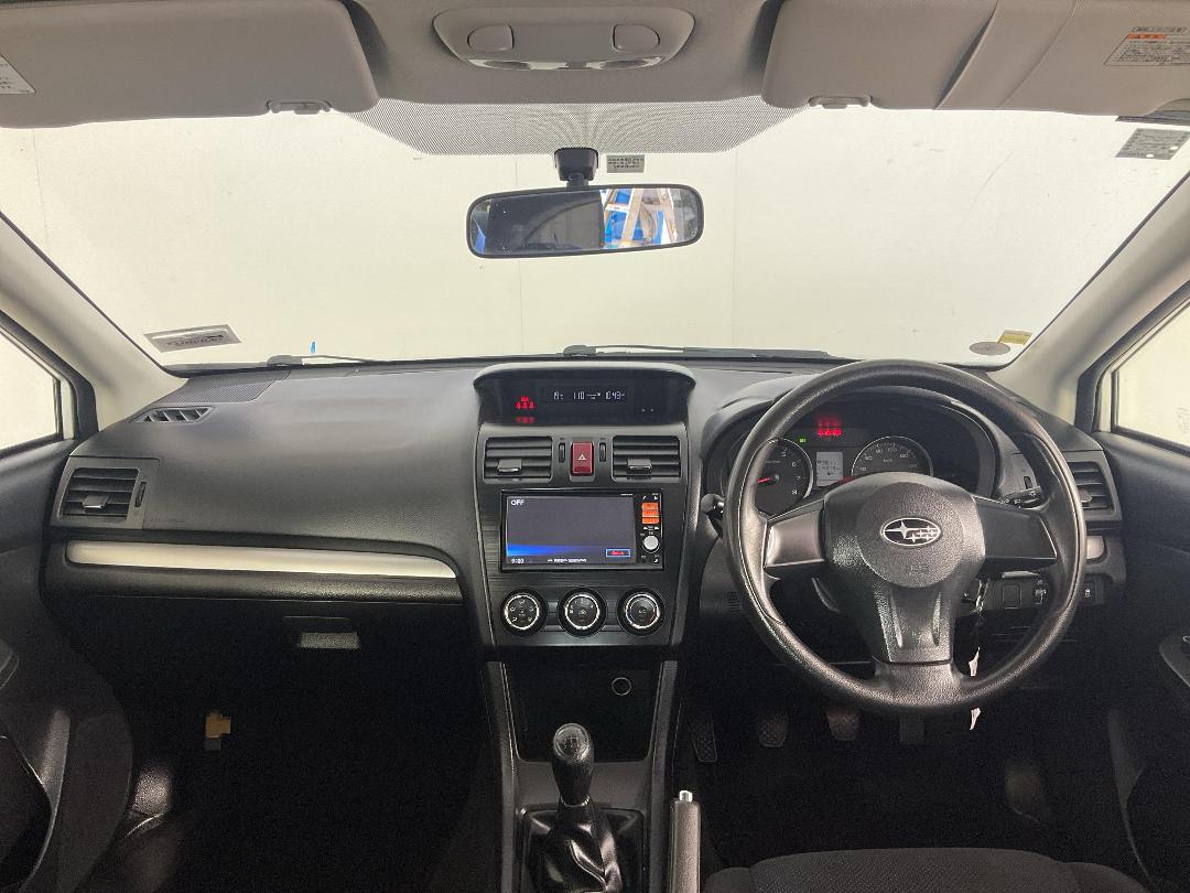 Photo '12' of Subaru Impreza Photo '12' of Subaru Impreza