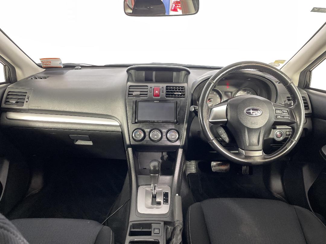 Photo '17' of Subaru Impreza Photo '17' of Subaru Impreza