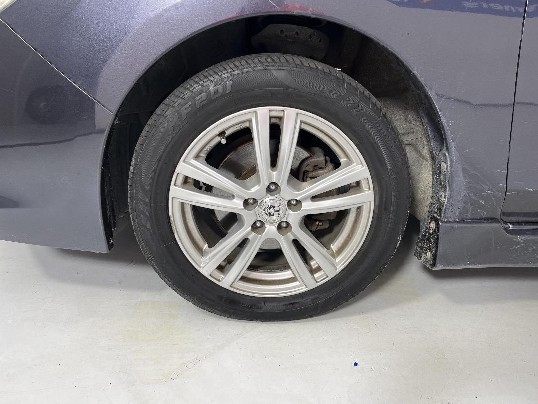 Photo '10' of Subaru Impreza Photo '10' of Subaru Impreza