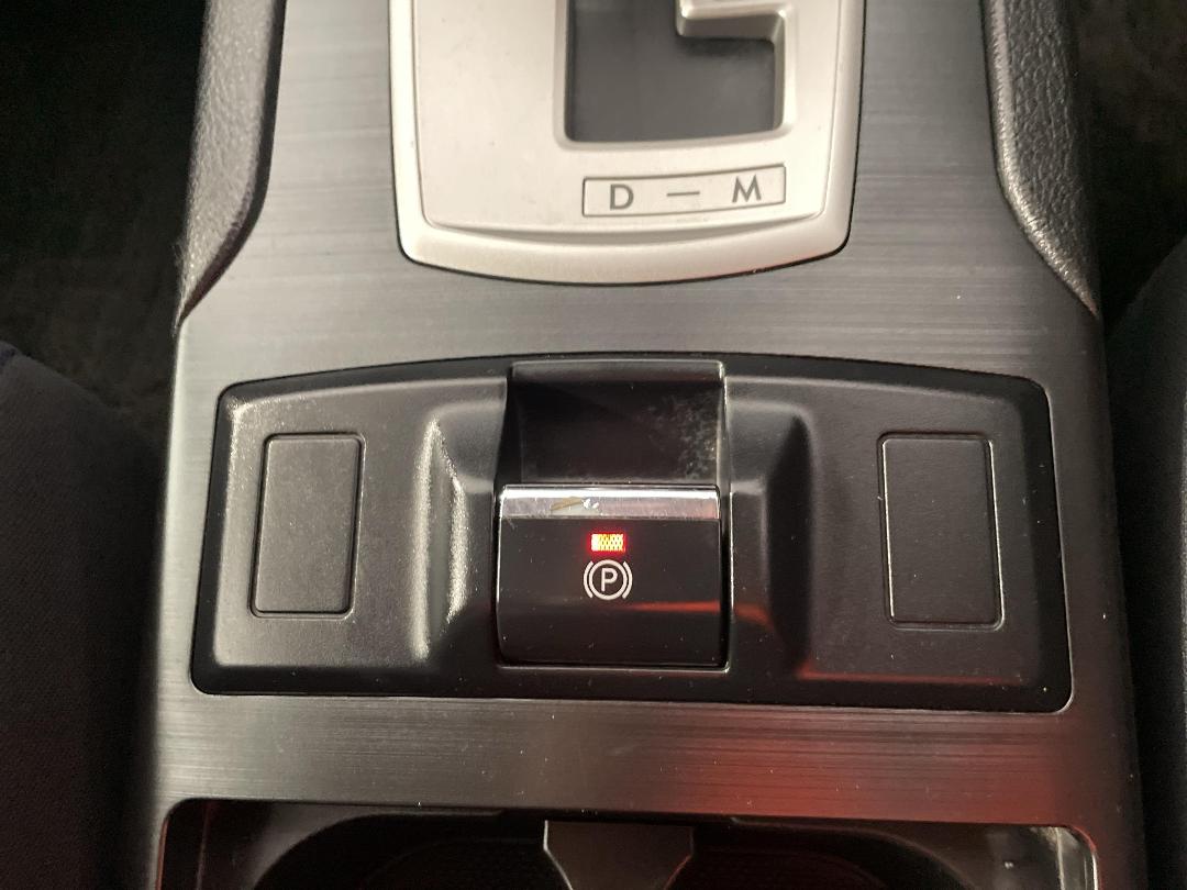 Photo '30' of Subaru Legacy