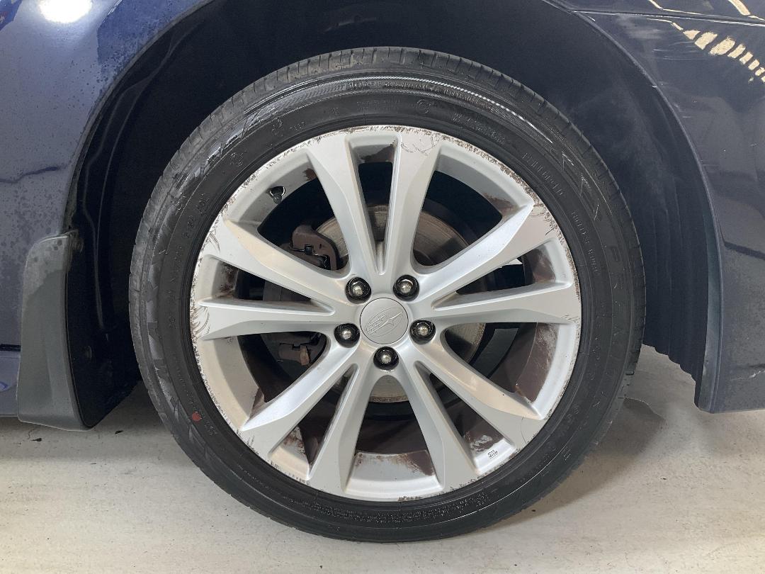 Photo '9' of Subaru Legacy