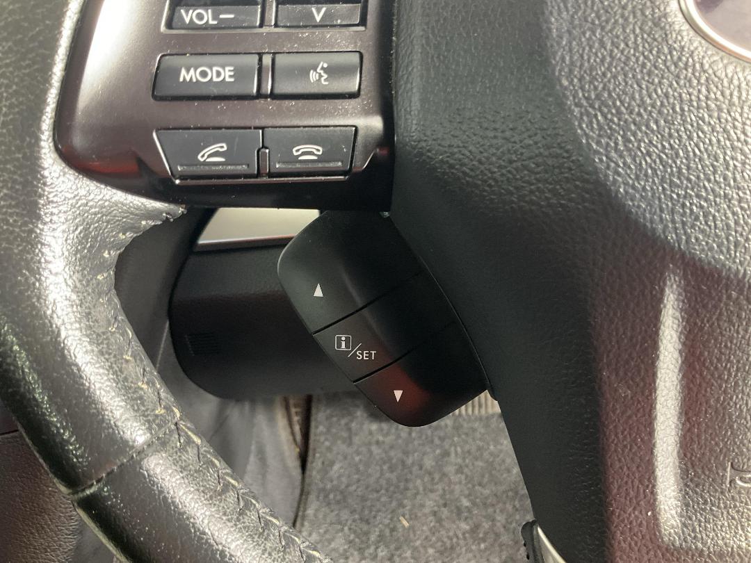 Photo '27' of Subaru Legacy