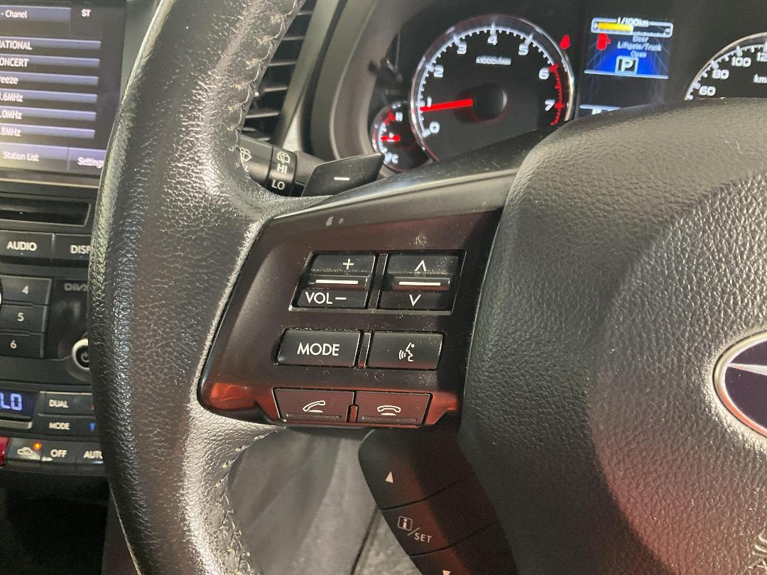 Photo '26' of Subaru Legacy