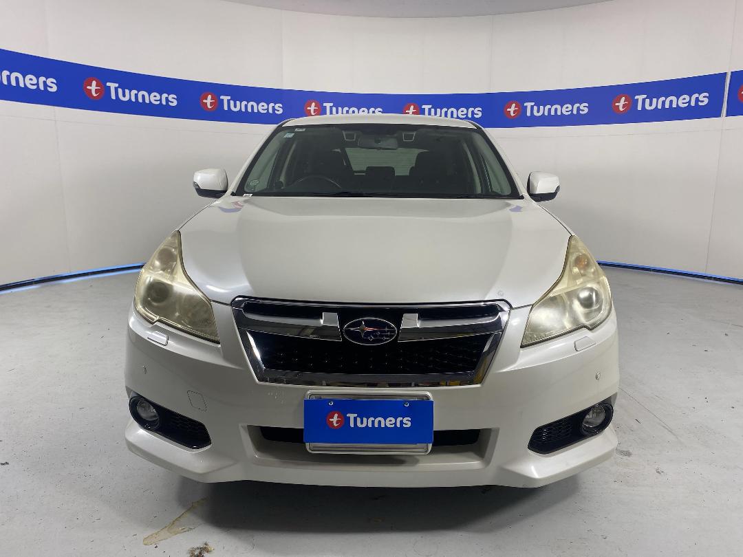 Photo '2' of Subaru Legacy