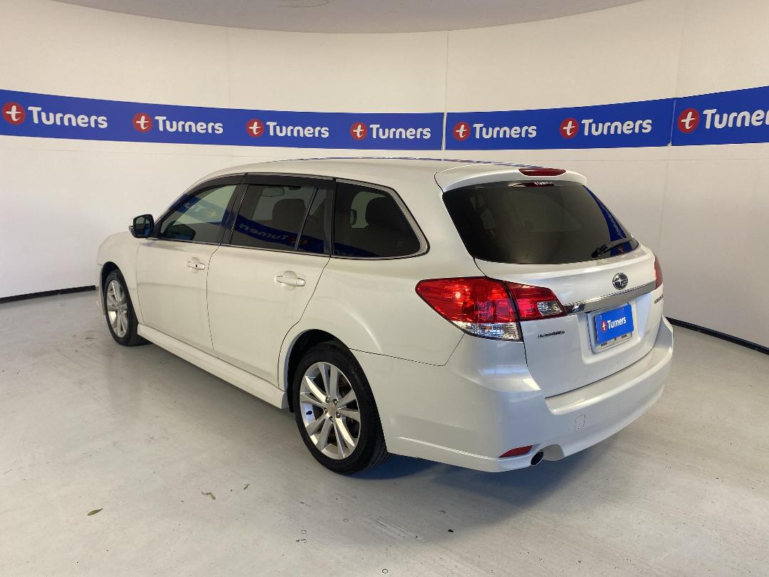 Photo '5' of Subaru Legacy