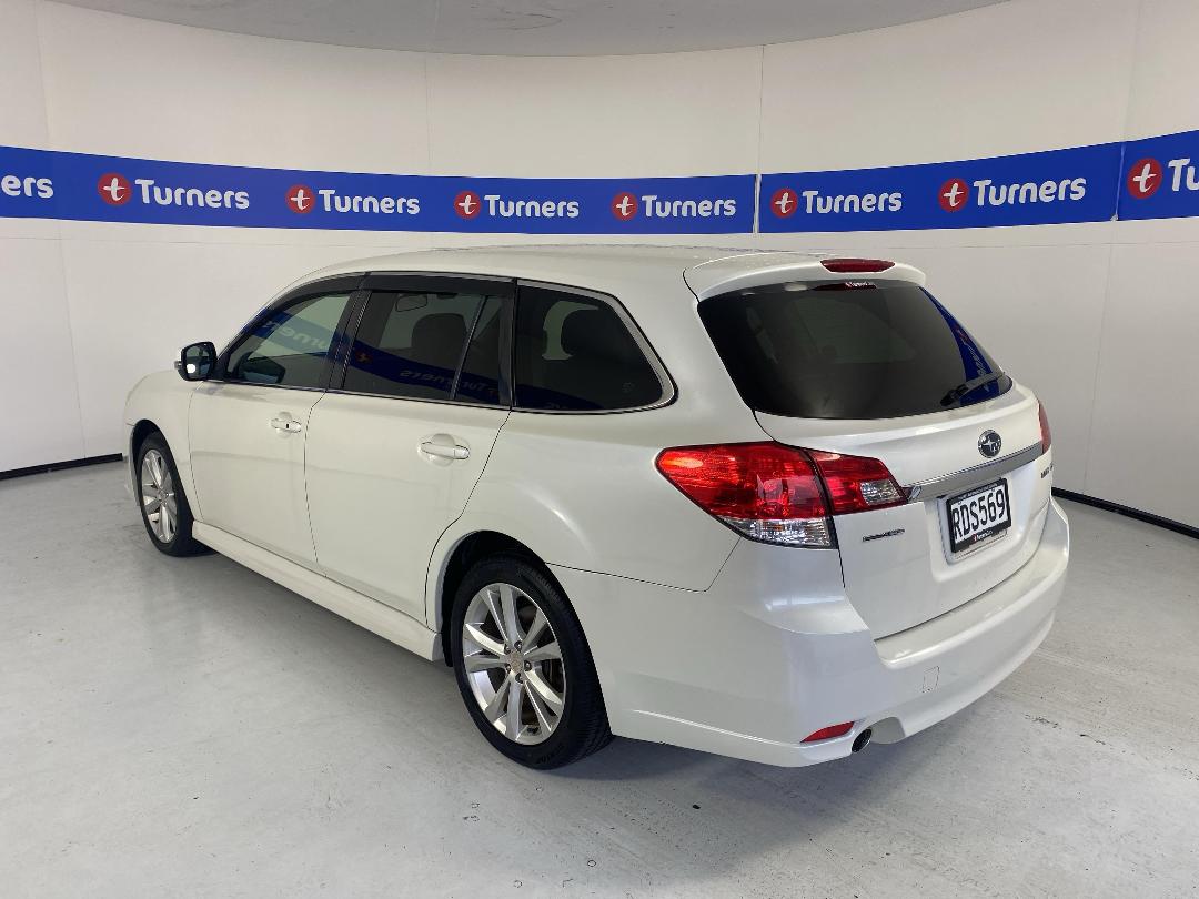 Photo '5' of Subaru Legacy