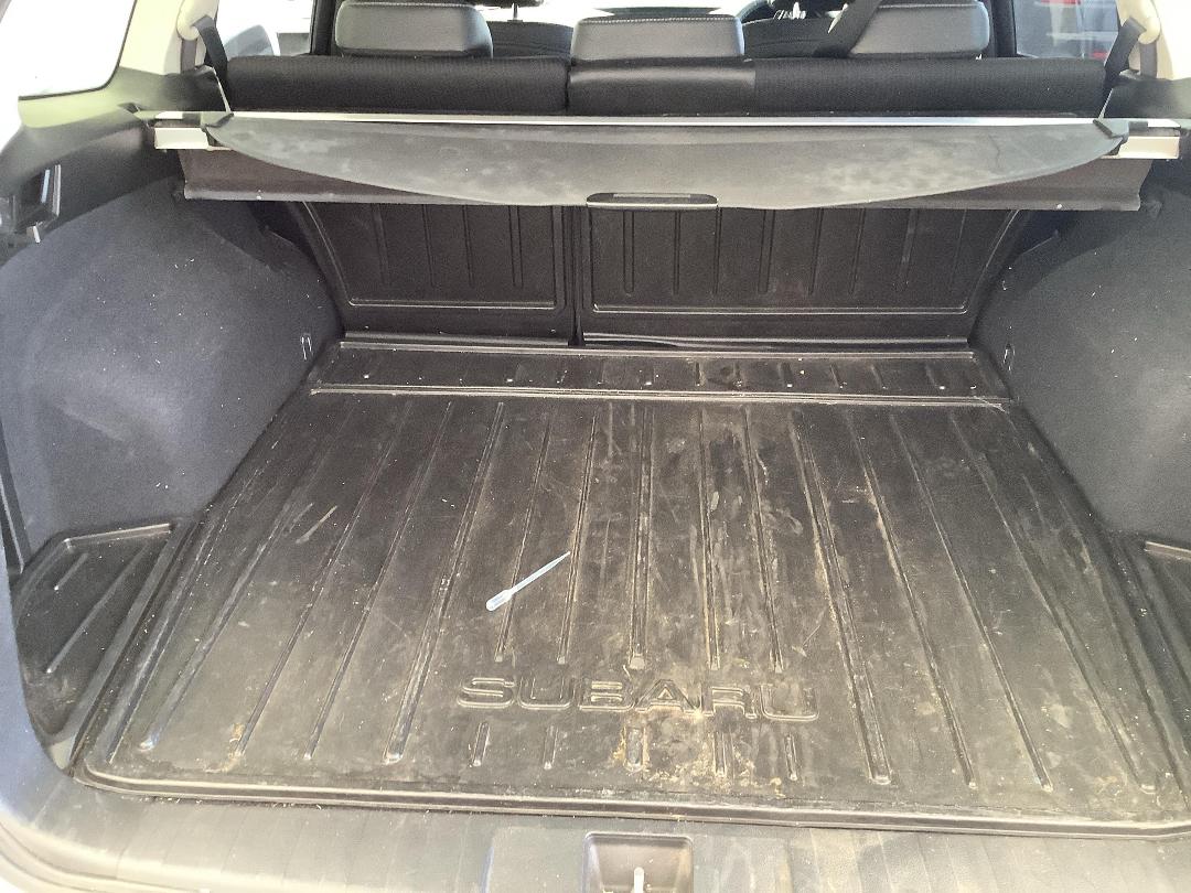 Photo '6' of Subaru Legacy Photo '6' of Subaru Legacy