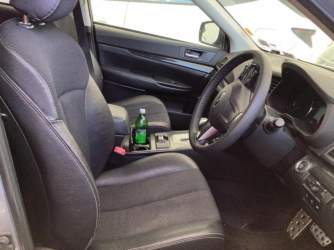 Photo '8' of Subaru Legacy Photo '8' of Subaru Legacy