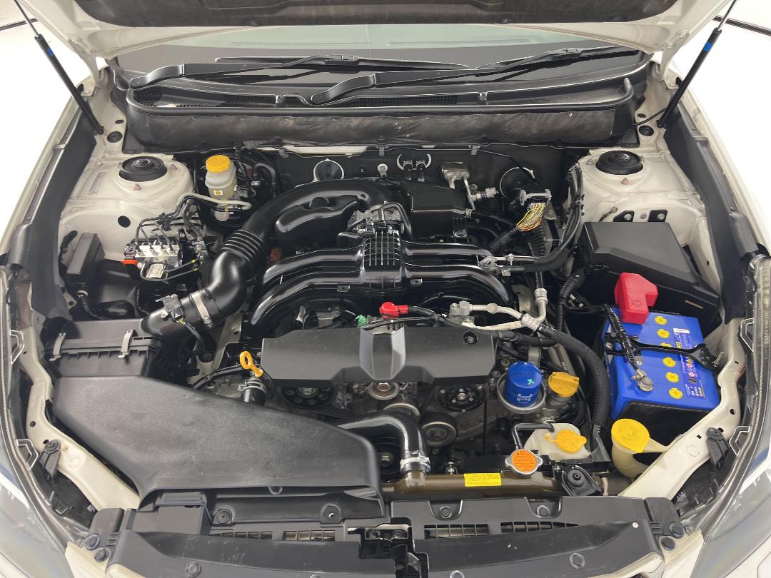 Photo '13' of Subaru Legacy