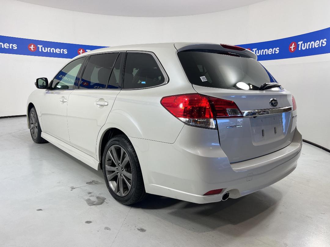 Photo '5' of Subaru Legacy