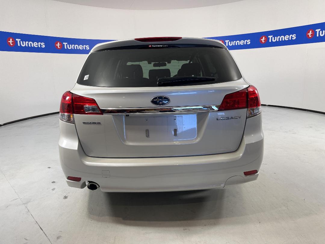 Photo '6' of Subaru Legacy