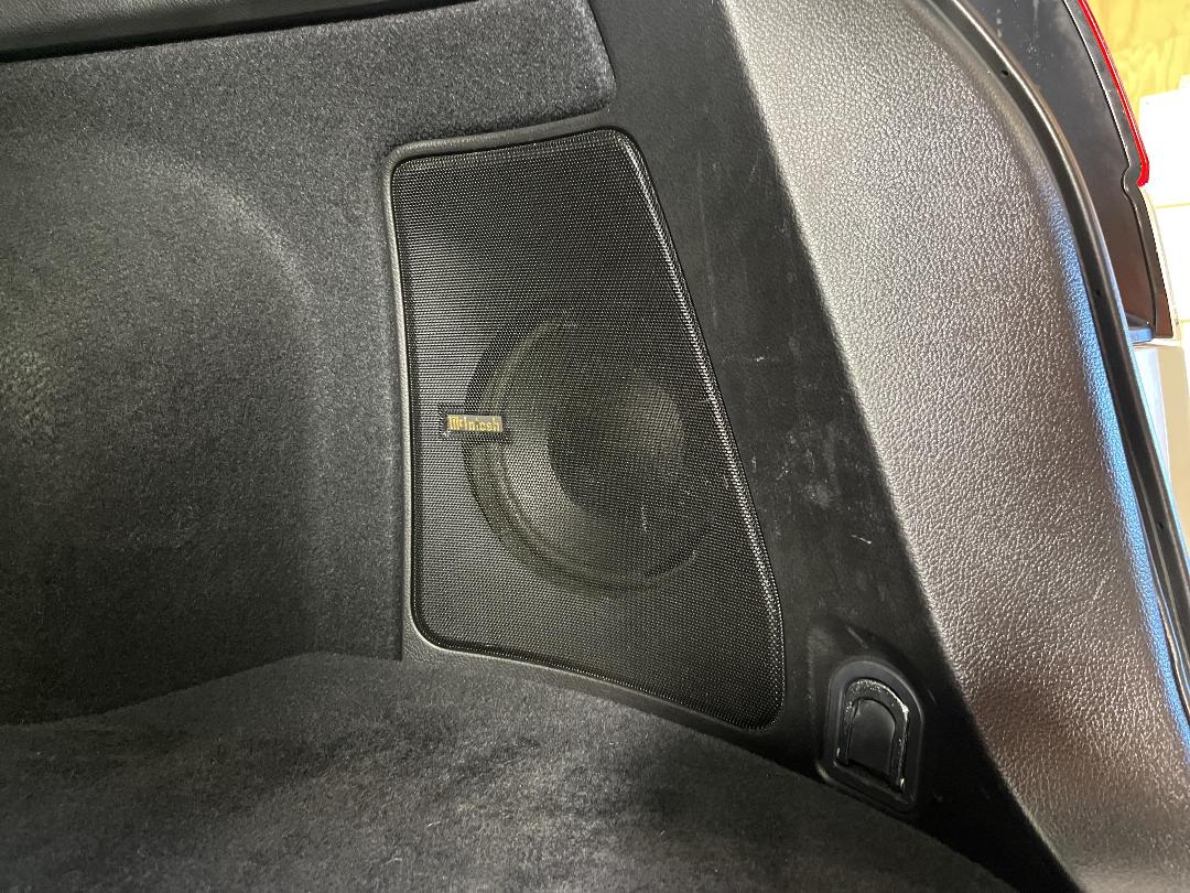 Photo '28' of Subaru Legacy