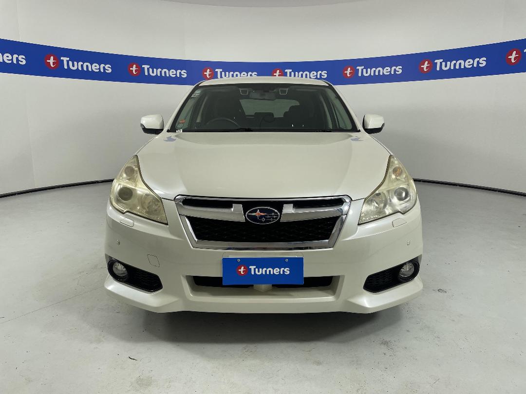 Photo '2' of Subaru Legacy