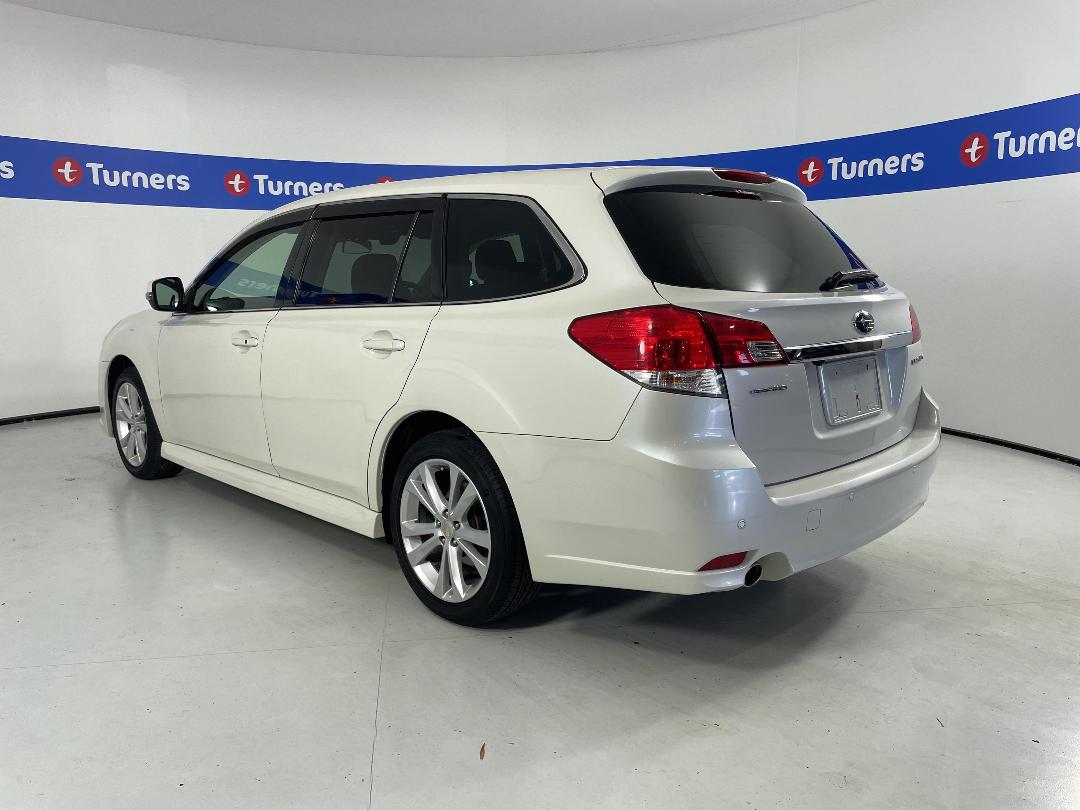 Photo '5' of Subaru Legacy