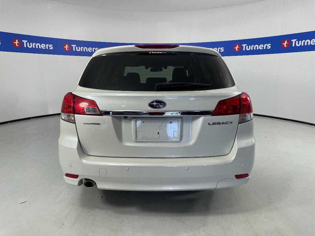 Photo '6' of Subaru Legacy