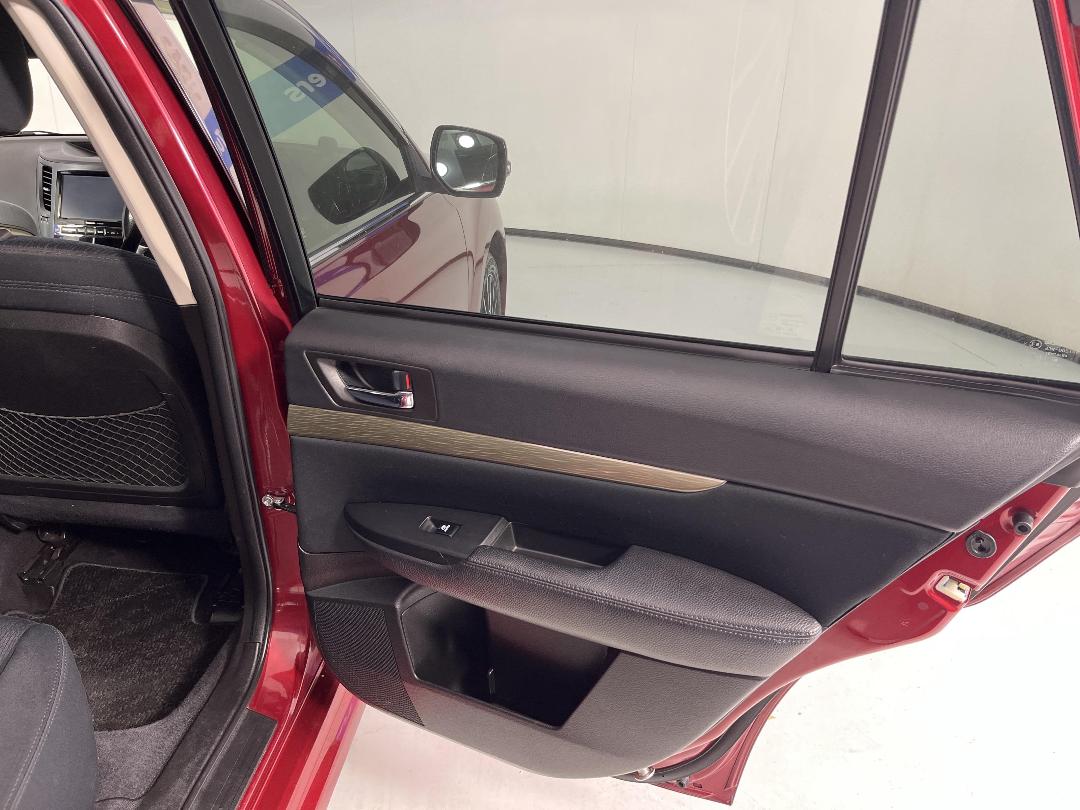 Photo '19' of Subaru Legacy Photo '19' of Subaru Legacy