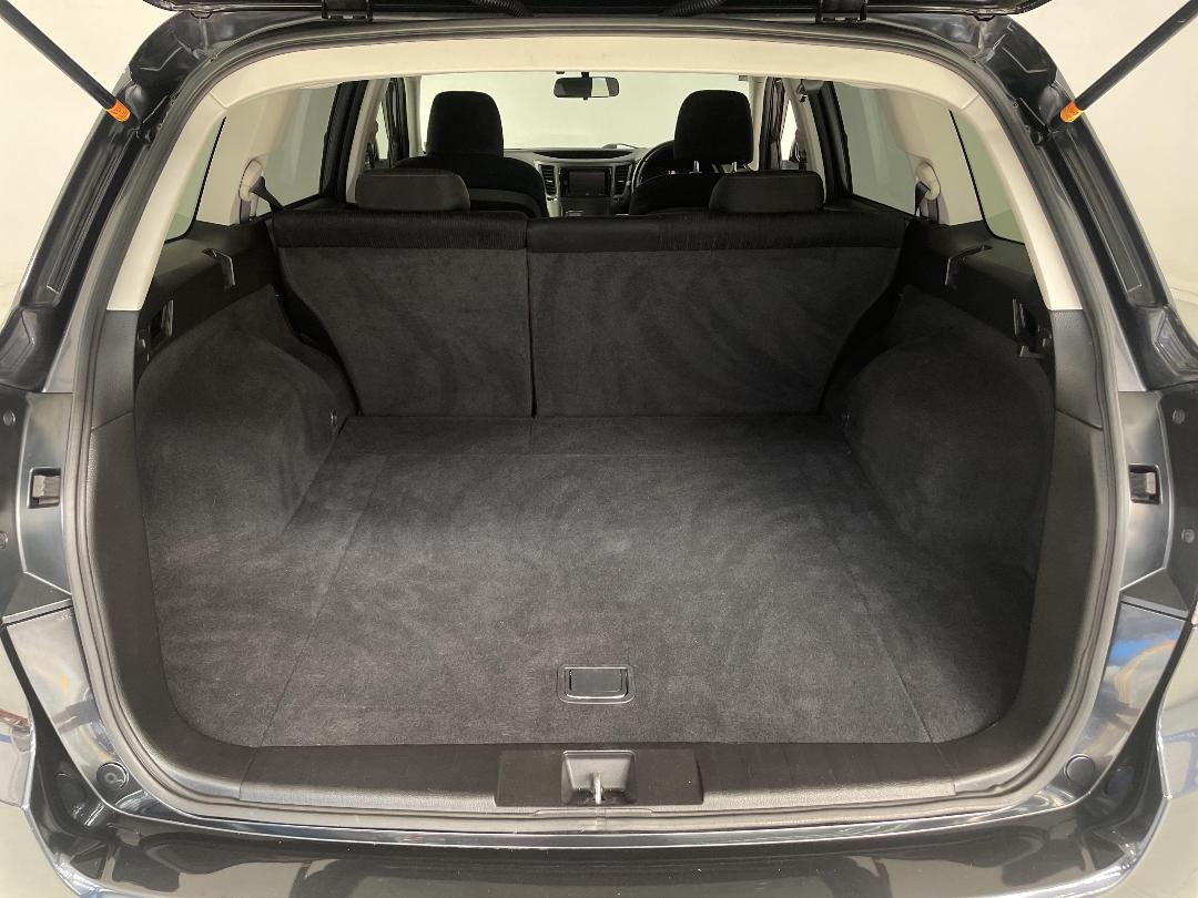 Photo '14' of Subaru Legacy Photo '14' of Subaru Legacy