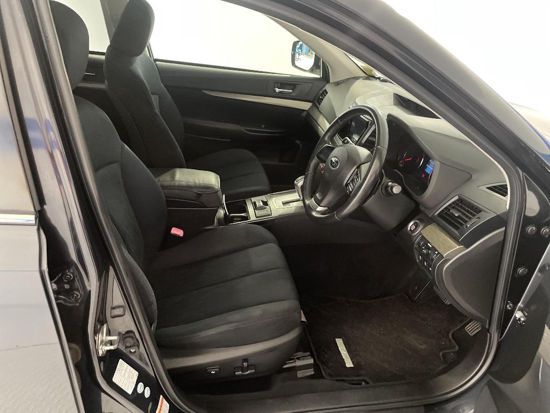 Photo '16' of Subaru Legacy Photo '16' of Subaru Legacy