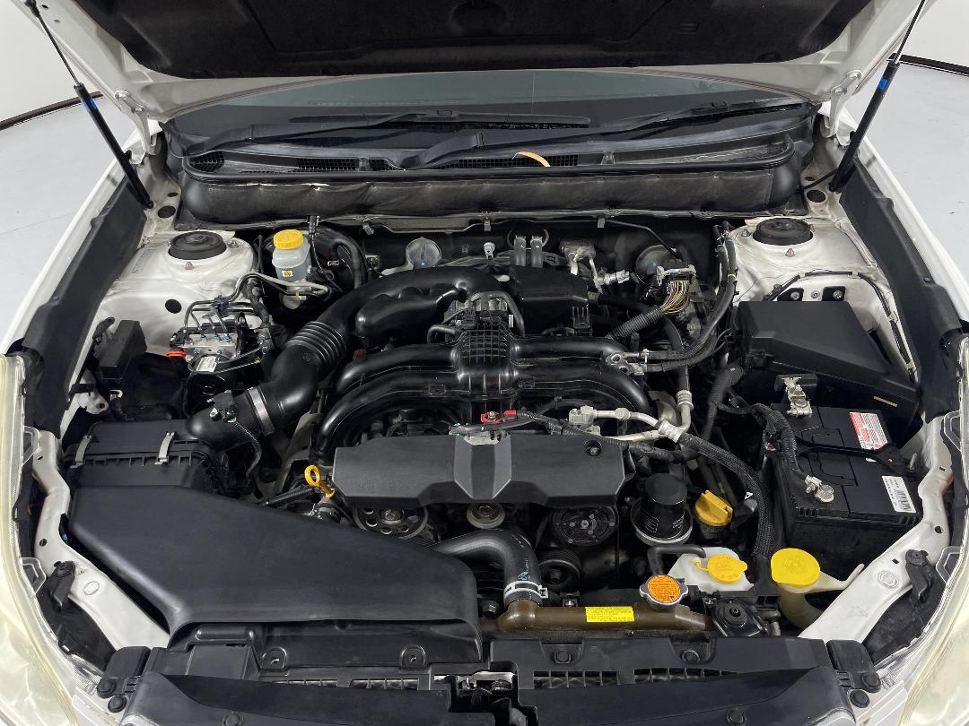 Photo '13' of Subaru Legacy