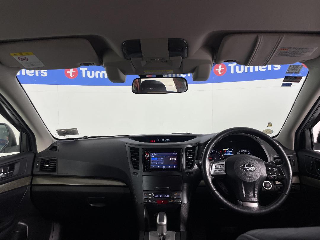 Photo '17' of Subaru Legacy