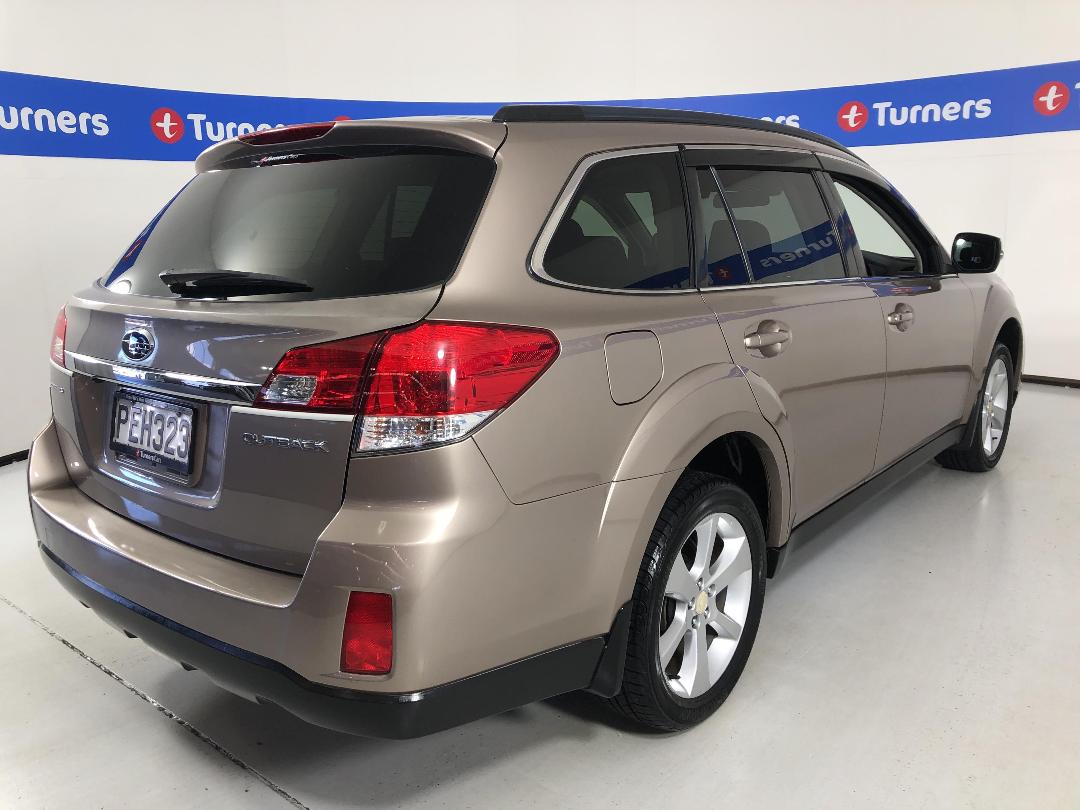 Photo '7' of Subaru Outback