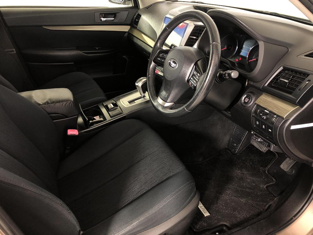 Photo '16' of Subaru Outback