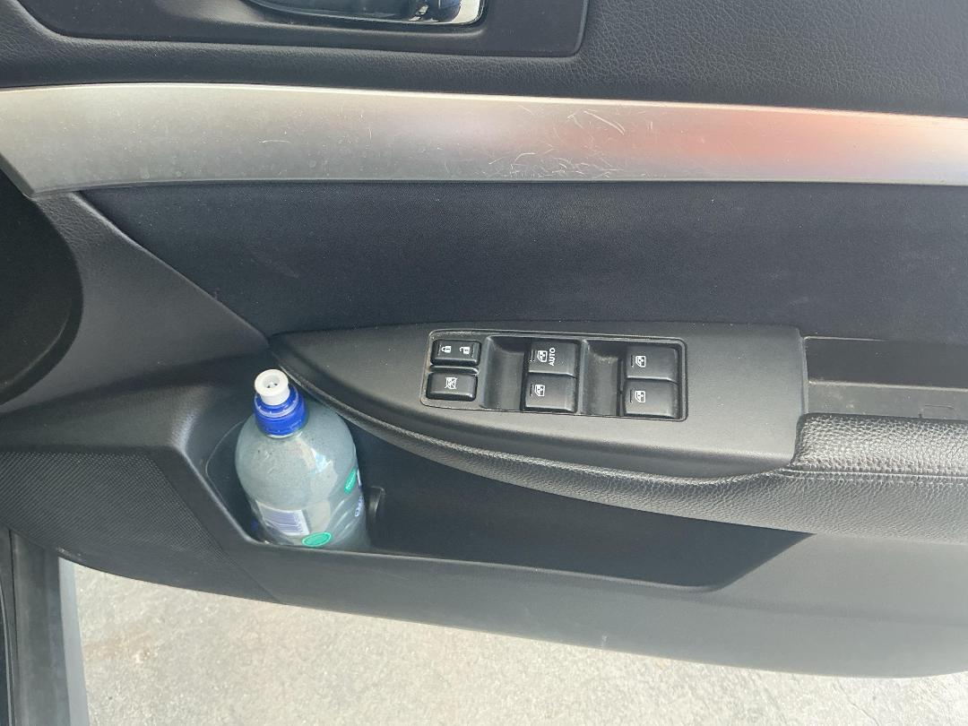 Photo '25' of Subaru Outback I Photo '25' of Subaru Outback I