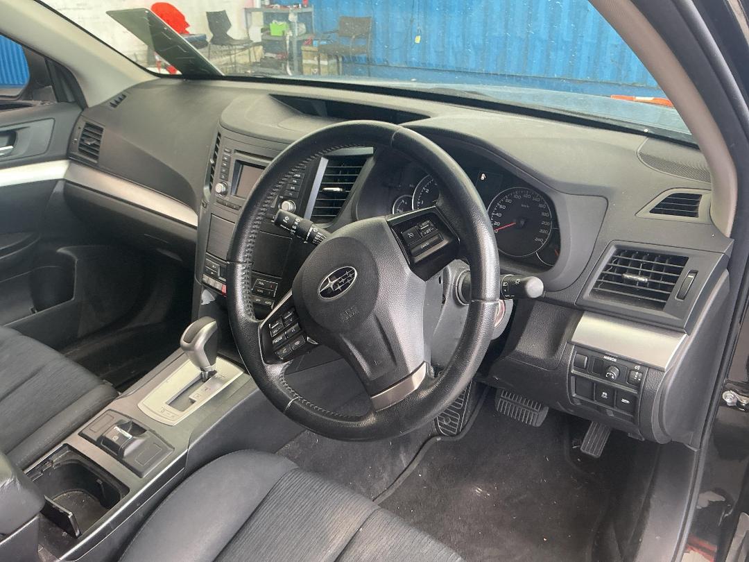 Photo '24' of Subaru Outback I Photo '24' of Subaru Outback I