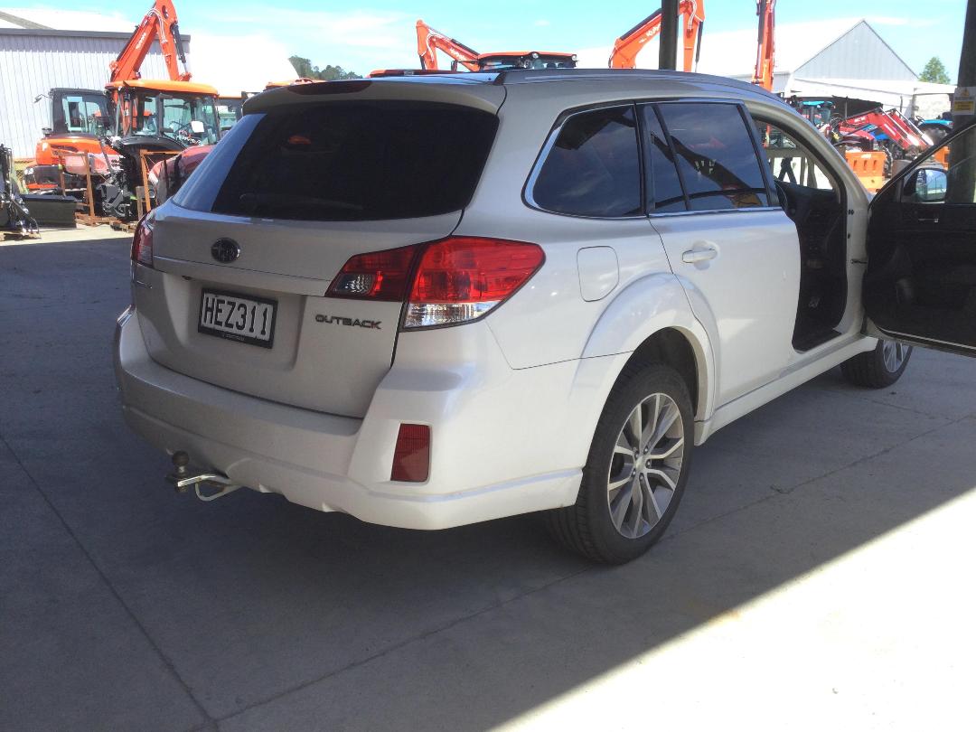 Photo '11' of Subaru Outback 2.5I Sport Premium