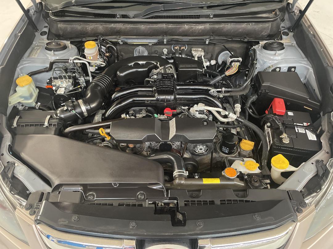 Photo '13' of Subaru Outback