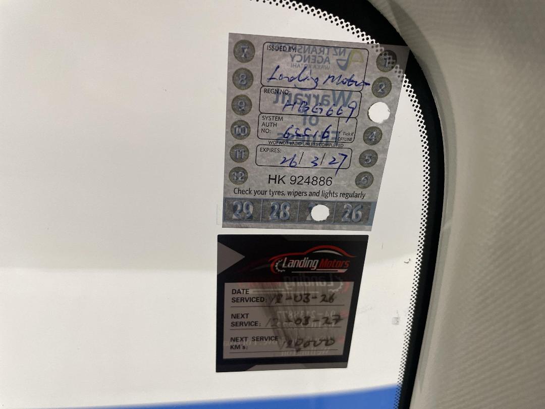 Photo '34' of Subaru Outback