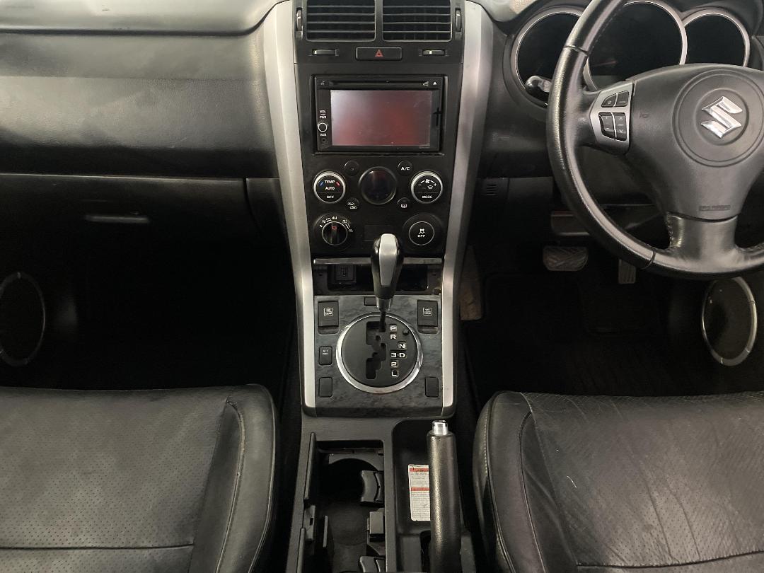 Photo '18' of Suzuki Grand Vitara