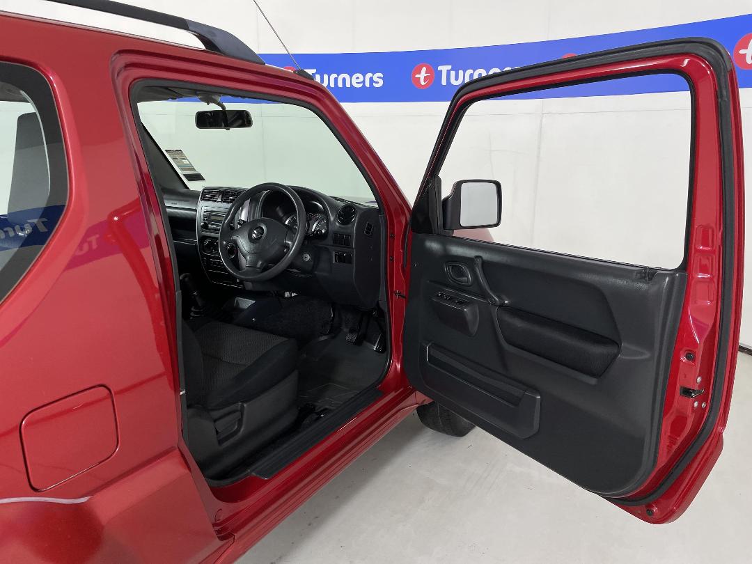 Photo '15' of Suzuki Jimny Photo '15' of Suzuki Jimny