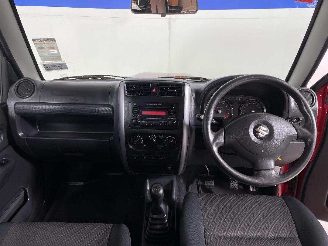 Photo '17' of Suzuki Jimny Photo '17' of Suzuki Jimny