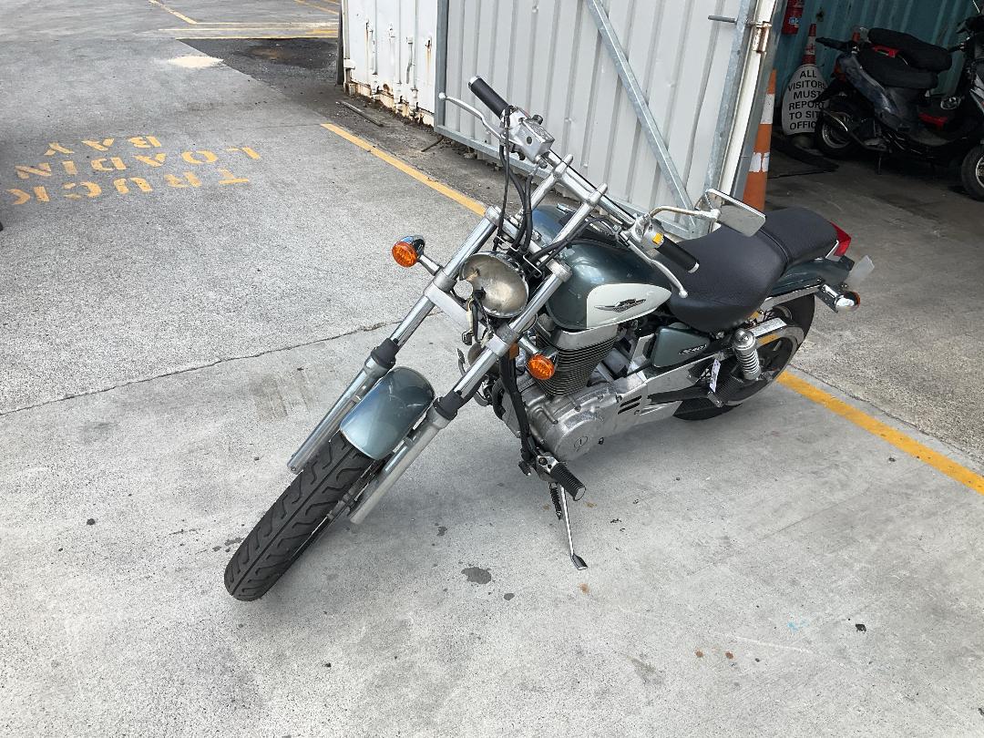 Photo '3' of Suzuki LS650 Boulevard S40