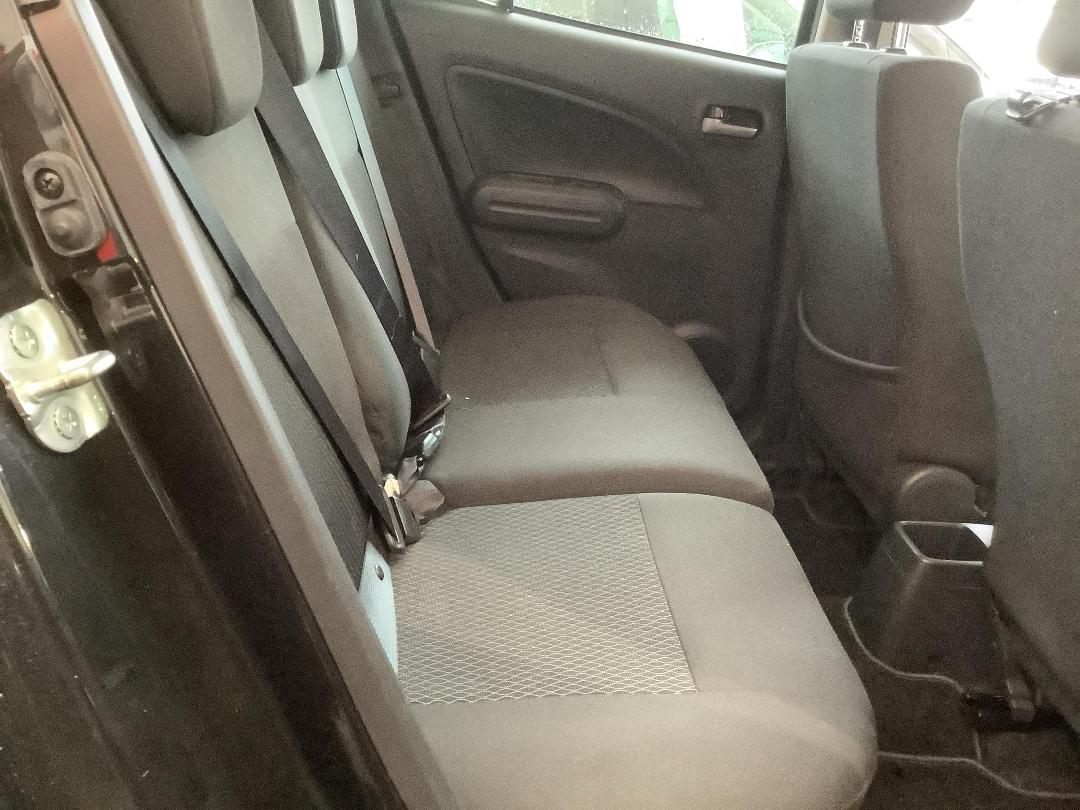 Photo '8' of Suzuki Splash Photo '8' of Suzuki Splash