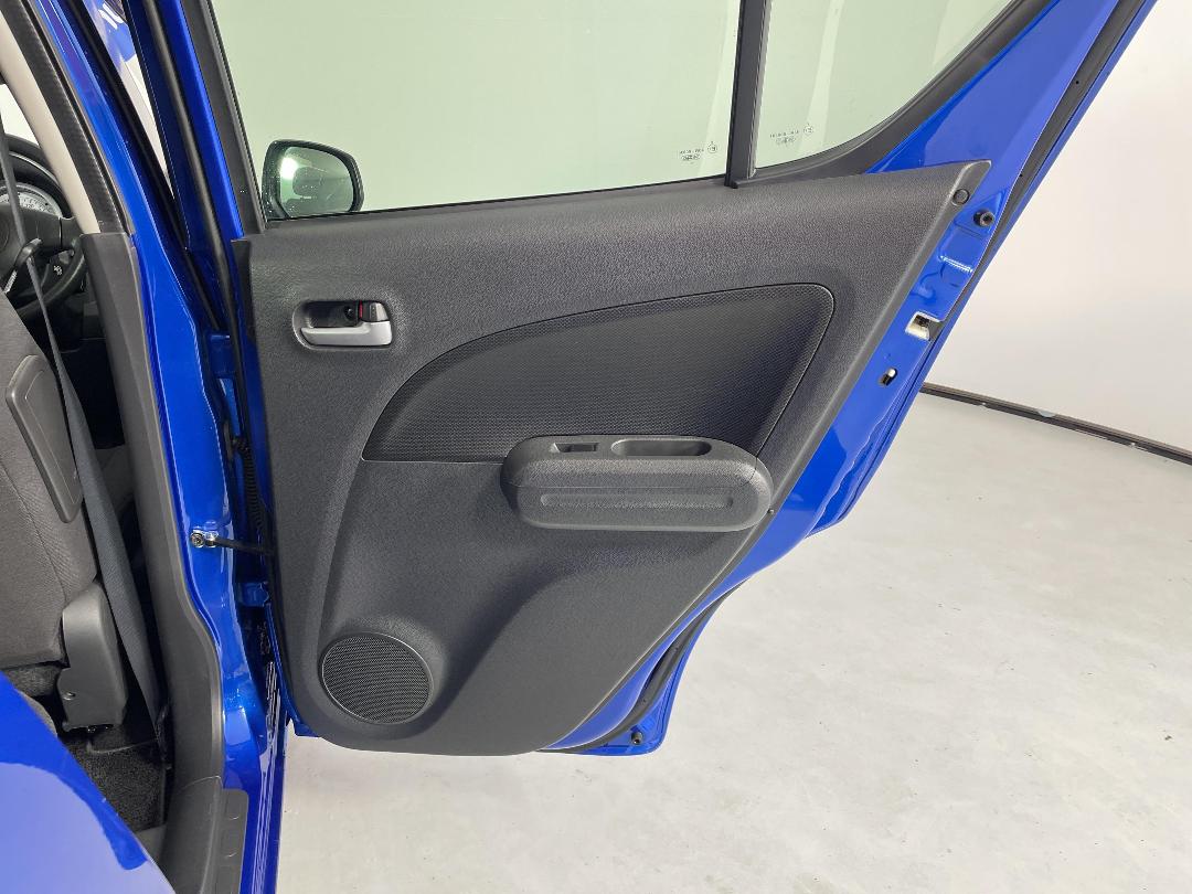 Photo '19' of Suzuki Splash Photo '19' of Suzuki Splash