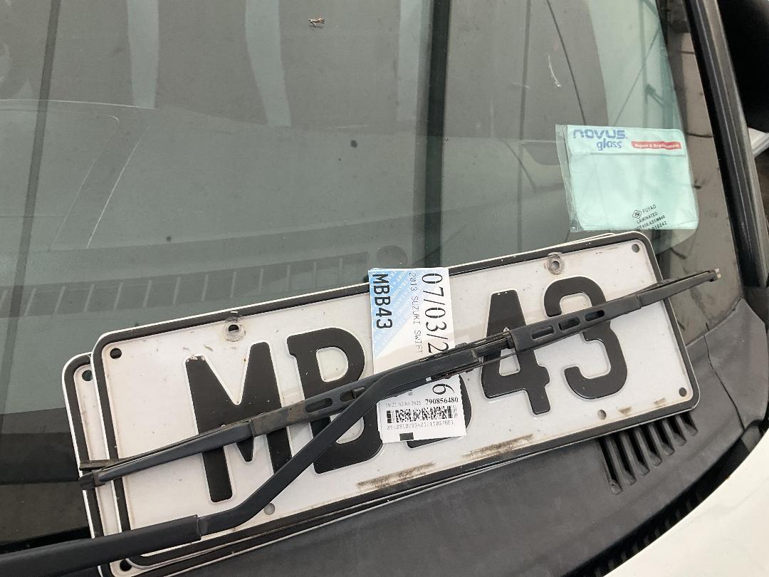 Photo '24' of Suzuki Swift