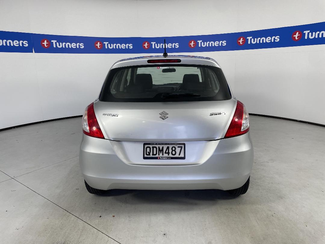 Photo '6' of Suzuki Swift