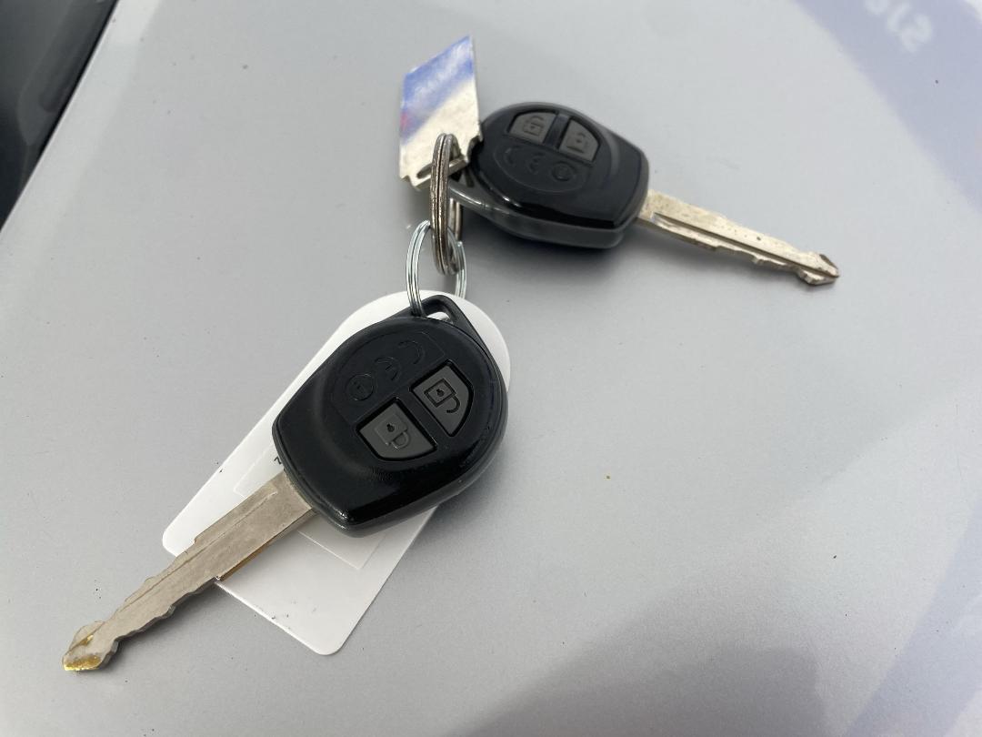 Photo '22' of Suzuki Swift