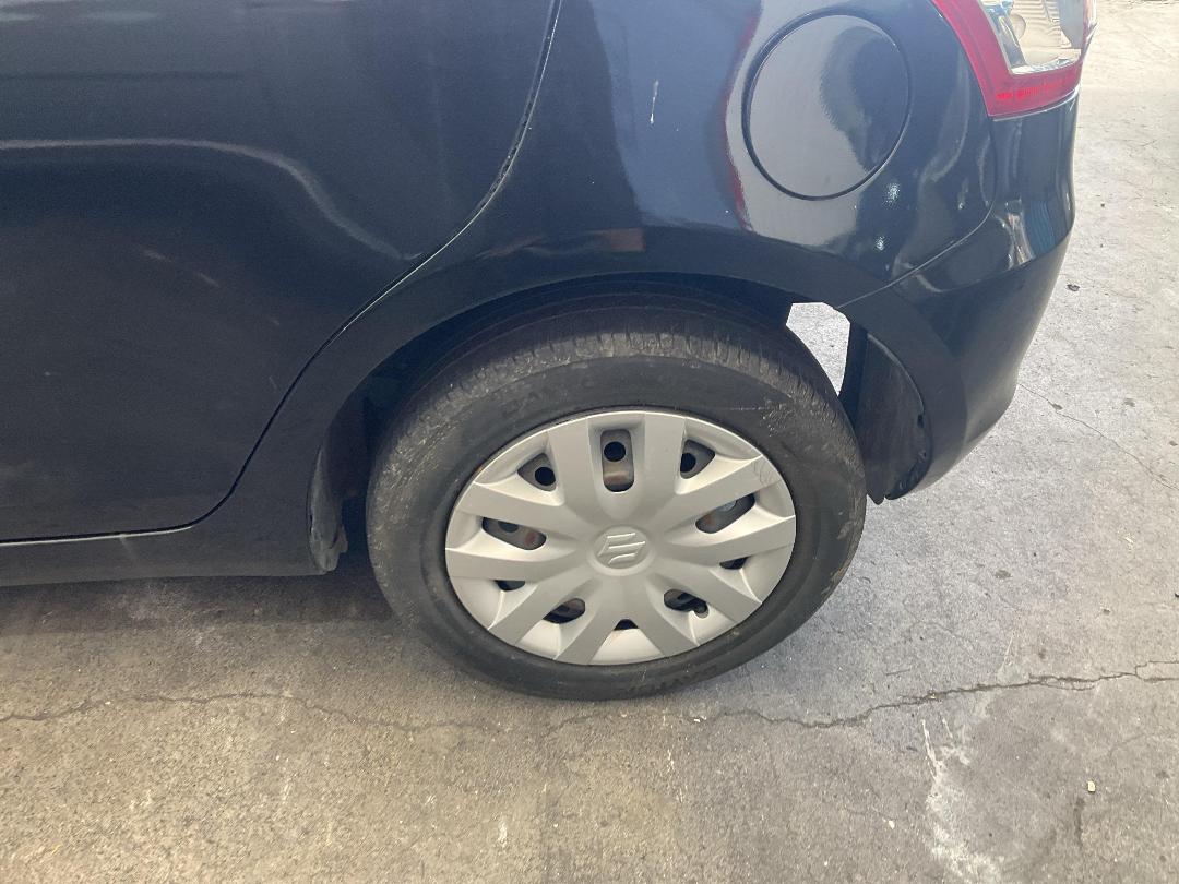 Photo '9' of Suzuki Swift GL