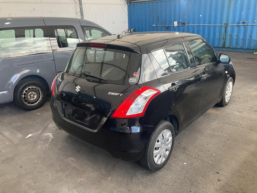 Photo '12' of Suzuki Swift GL